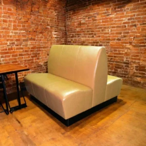 Двойной диван Рокки на цоколе Двойной диван Рокки на цоколе