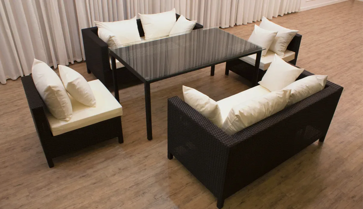 Особенности выбора мебели для открытых террас и патио кафе Выбор мебели для открытых террас